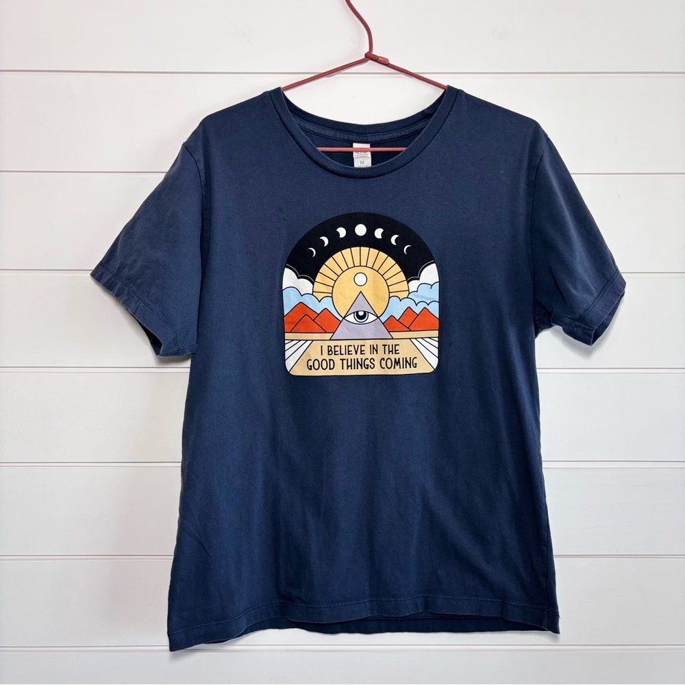 All Seeing Eye Youth T-Shirt
Navy Graphic T-Shirt with‎ Positive Message Size M